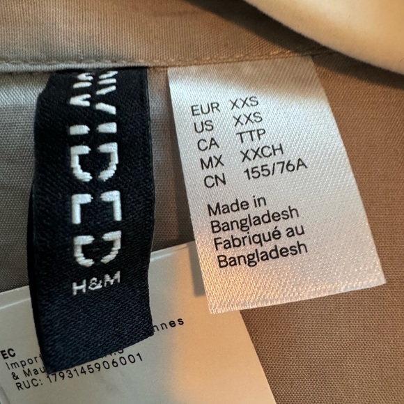 H&M Gray Button Down Shirt - Picture 2 of 3